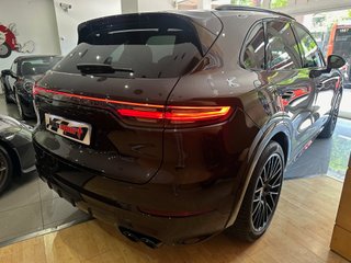 Porsche Cayenne E-Hybrid 2022