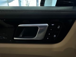 Porsche Cayenne E-Hybrid 2022