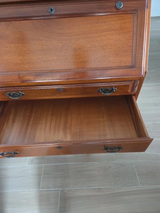 Secreter de madera maciza