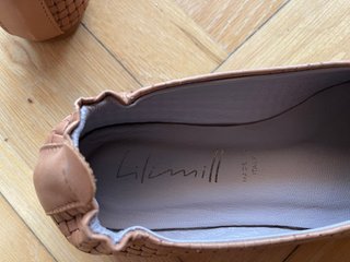 Zapatos tipo copete de la marca italiana Lilimil.