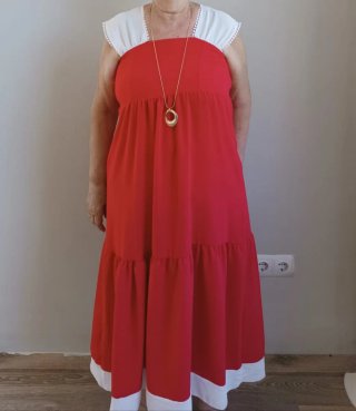 Vestido largo blanco y rojo con tirantes