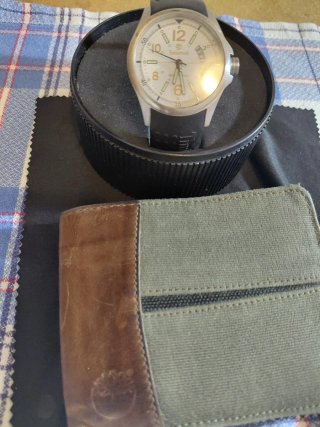 Reloj Timberland, cartera