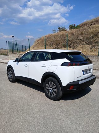 Peugeot 2008 2021