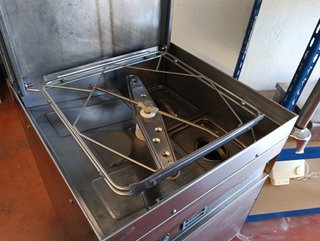 Lavavajillas capota Zanussi