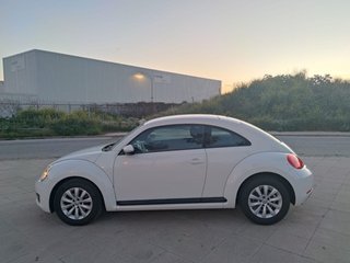 VOLKSWAGEN Beetle 1.6 TDI 105cv Design