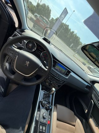 Peugeot 508 SW 2012 204 CV 2.2 HDI