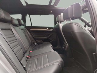 Volkswagen Passat 2022 RLINE