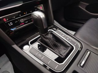 Volkswagen Passat 2022 RLINE