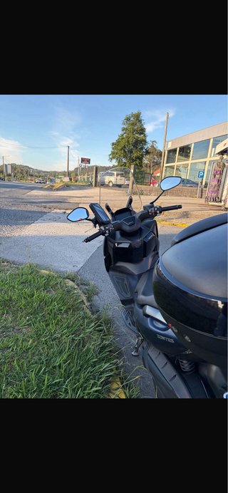 Zontes 310M Maxi Scooter Negra
