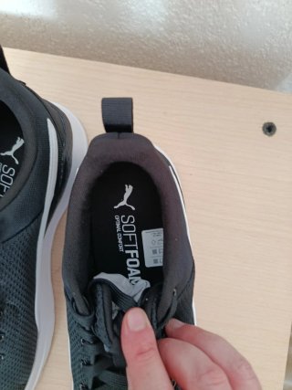 Puma Anzarun Lite Negro y Blanco