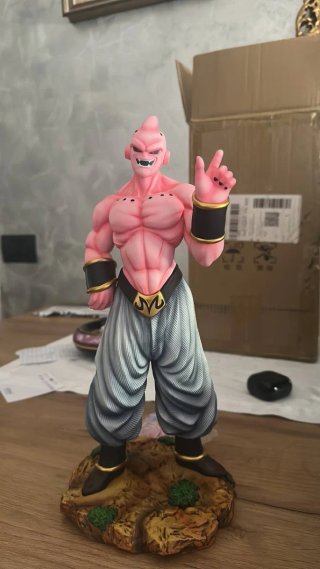 Majin buu figure