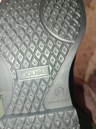 Botas de seguridad Robusta nuevas