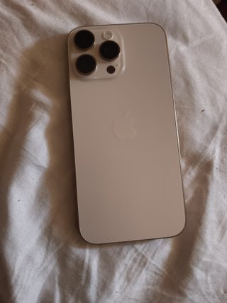 iPhone 16 Pro Max blanco
