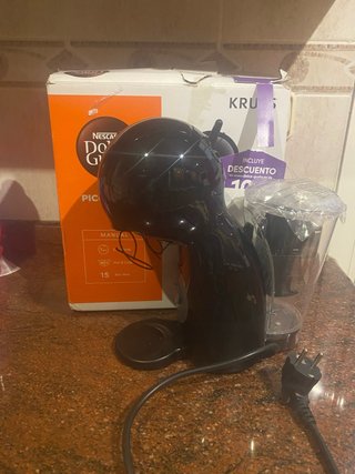 Cafetera Dolce Gusto Krups Negra