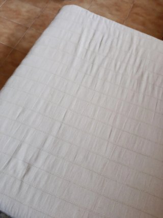 Pouf beige in tessuto