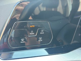 VOLKSWAGEN Golf Life 1.5 TSI
