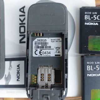 2 Nokia 1208 e 1209