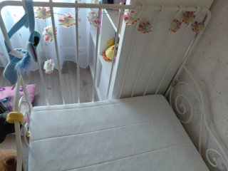 Cama extensible IKEA blanca
