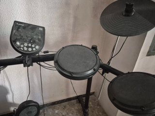 Batería Electrónica Alesis DM6