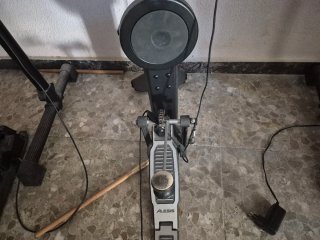 Batería Electrónica Alesis DM6
