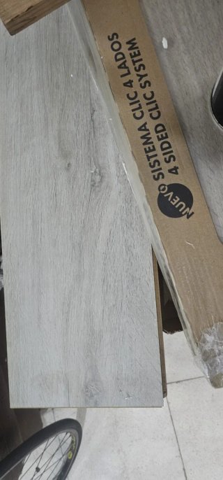 Parquet tarima flotante roble viejo  32 cajas
