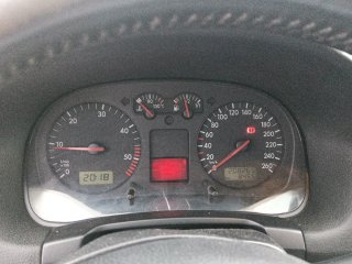 Volkswagen Golf 2000