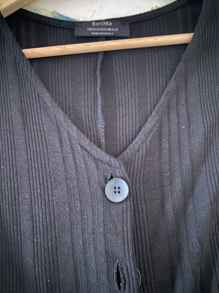 Mono Bershka negro manga corta