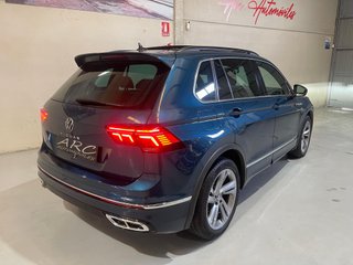 Volkswagen Tiguan RLINE 2.0 150 CV DSG /TECHO/2021