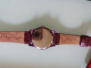 Reloj Guess Morado