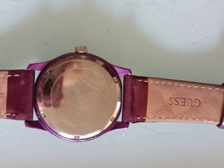 Reloj Guess Morado