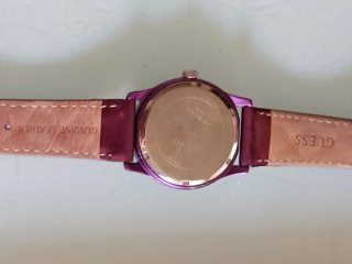 Reloj Guess Morado