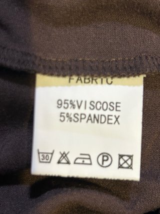 Camiseta M de Miguel NUEVA marrón con aplique
