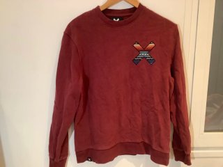 Sudadera burdeos con logo X bordado