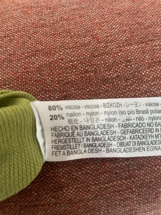 Top Zara sin mangas verde, talla S