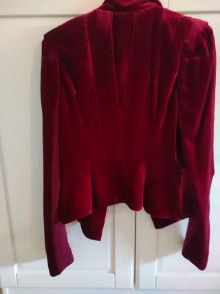 Chaqueta granate aterciopelada