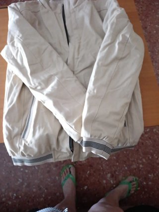 Cazadora bomber beige forrada talla XL