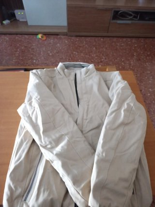 Cazadora bomber beige forrada talla XL