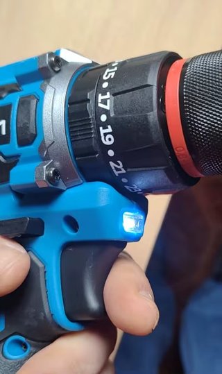 Taladro percutor 10mm con 1 bateria