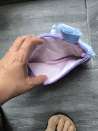 Estuche unicornio peludo