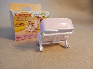 Sylvanian Families Cochecito Doble 4533