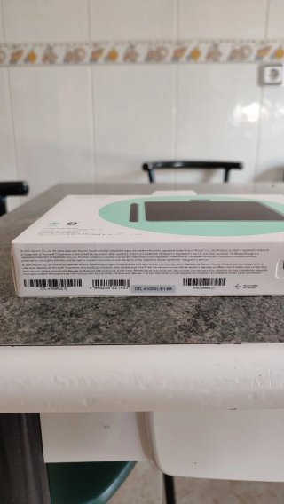 Wacom Intuos CTL-4100WL Tableta Gráfica