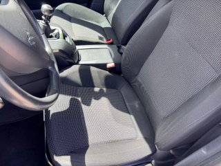 Peugeot 5008 diésel 2.0 HDI 150cv Gris cambio manu