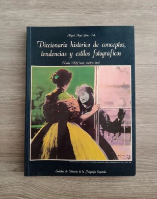 Libro "Diccionario histórico de conceptos..."
