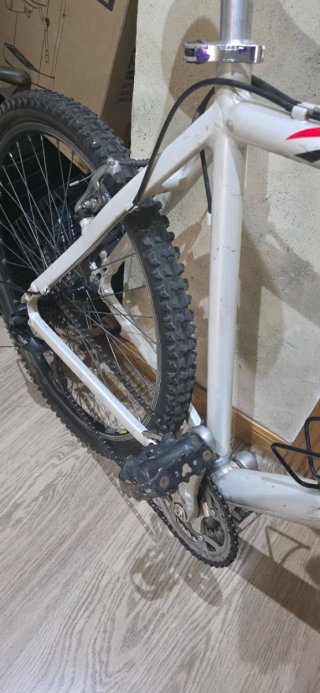 Bicicleta de montaña Perform 500