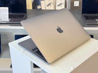 MacBook Pro M2 - GARANZIA