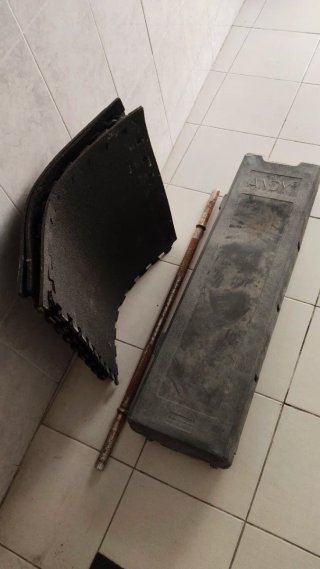 Set de pesas y mancuernas con maletín