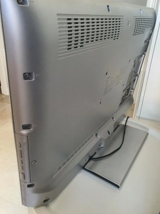 Televisión Panasonic LCD 32 pulgadas. TX-L32D28EW