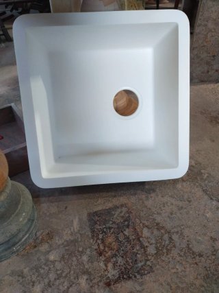 Lavabo Cuadrado AMBZ 004,46cm X 46cm.