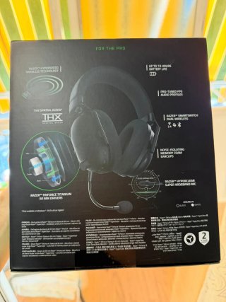 NUEVO SIN ABRIR Razer Blackshark V2 Pro Auriculare
