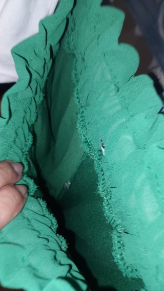 Pantalón de fiesta verde plisado